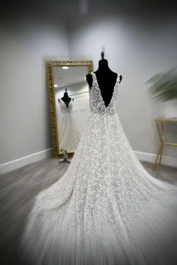 wedding-dress-and-mirror-milana-event-center